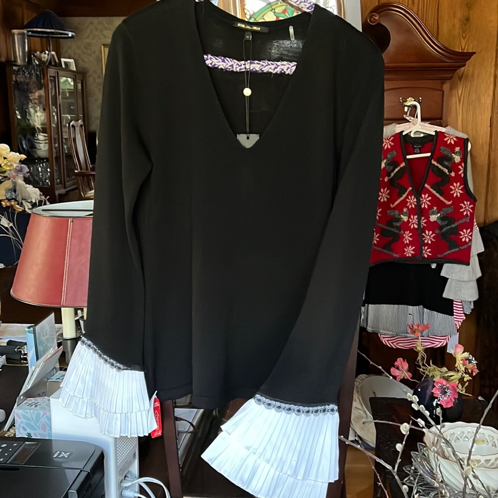 Joni Halperin medium NWT sweater